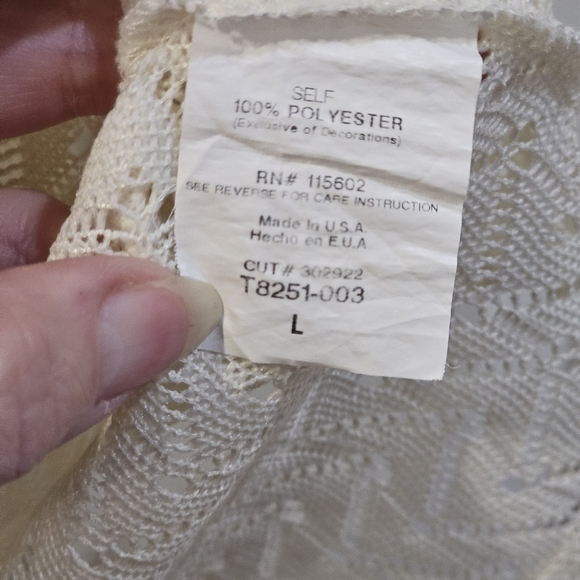 Lush ✦ Chevron Pattern Tank Top ✦ White Teal Lace Applique Neckline Size L EUC - Picture 10 of 15